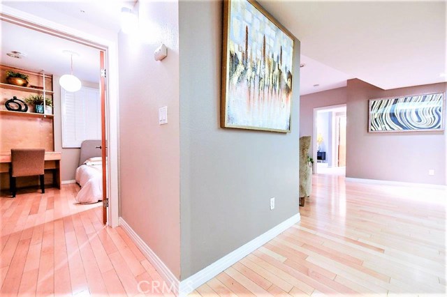 2 Bed Home for Sale in Los Angeles, California