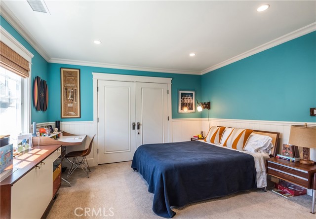 598 33rd Street, Manhattan Beach, California 90266, 5 Bedrooms Bedrooms, ,5 BathroomsBathrooms,Residential,Sold,33rd,SB21107096