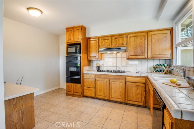 27 Ranchview Road, Rolling Hills Estates, California 90274, 3 Bedrooms Bedrooms, ,2 BathroomsBathrooms,Residential,Sold,Ranchview,SB21119062