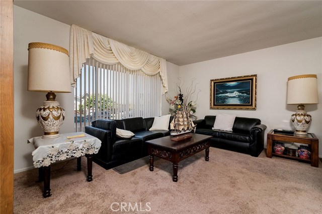 2104 Lynngrove Drive, Manhattan Beach, California 90266, 2 Bedrooms Bedrooms, ,1 BathroomBathrooms,Residential,Sold,Lynngrove,SB18083730