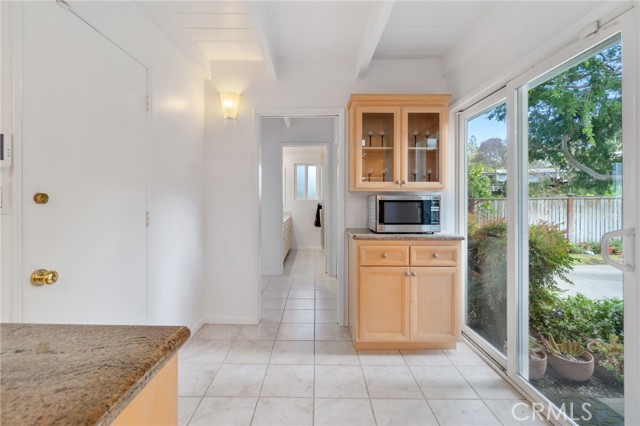 4 Spinning Wheel Lane, Rolling Hills Estates, California 90274, 4 Bedrooms Bedrooms, ,3 BathroomsBathrooms,Residential,Sold,Spinning Wheel,SB21079311