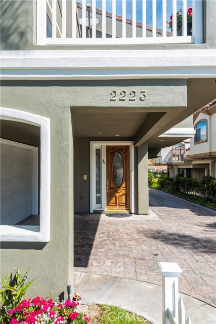 2223 Mathews Avenue, Redondo Beach, California 90278, 3 Bedrooms Bedrooms, ,3 BathroomsBathrooms,Residential,Sold,Mathews,SB19080062