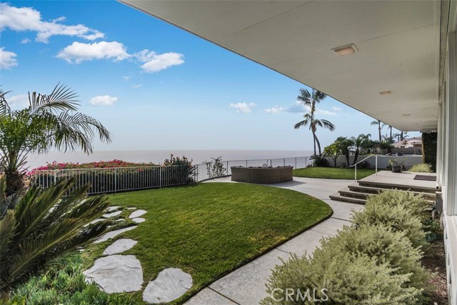 141 Rocky Point Road, Palos Verdes Estates, California 90274, 4 Bedrooms Bedrooms, ,3 BathroomsBathrooms,Residential,Sold,Rocky Point,PV19262823