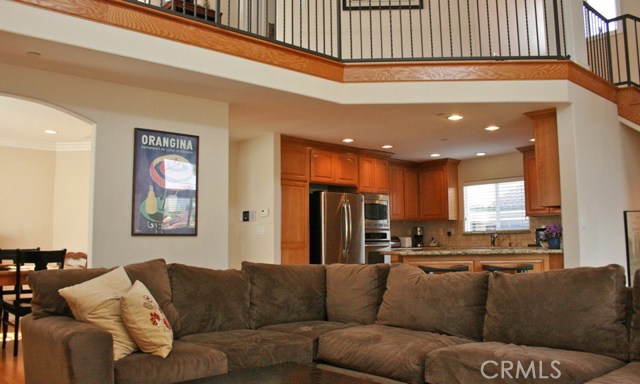 219 Lucia Avenue, Redondo Beach, California 90277, 3 Bedrooms Bedrooms, ,2 BathroomsBathrooms,Residential,Sold,Lucia,PV18248811