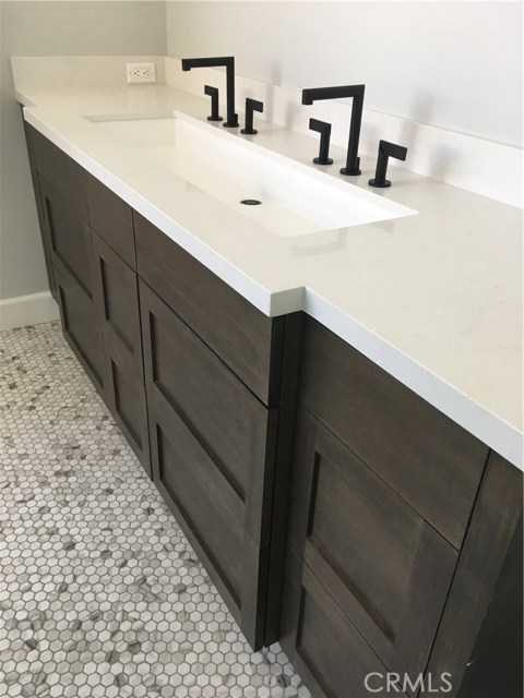 1135 Stanford Avenue, Redondo Beach, California 90278, 3 Bedrooms Bedrooms, ,2 BathroomsBathrooms,Residential,Sold,Stanford,SB19097664