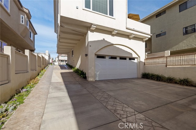 615 Juanita Avenue, Redondo Beach, California 90277, 3 Bedrooms Bedrooms, ,2 BathroomsBathrooms,Residential,Sold,Juanita,SB21033011