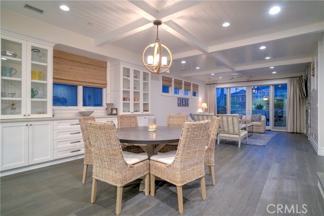 549 3rd Street, Manhattan Beach, California 90266, 5 Bedrooms Bedrooms, ,5 BathroomsBathrooms,Residential,Sold,3rd,SB21052350