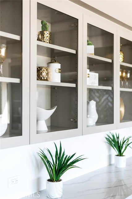 1121 Manhattan Ave, Hermosa Beach, California 90254, 4 Bedrooms Bedrooms, ,2 BathroomsBathrooms,Residential,Sold,Manhattan Ave,SB18116434