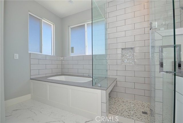 118 Irena Avenue, Redondo Beach, California 90277, 3 Bedrooms Bedrooms, ,3 BathroomsBathrooms,Residential,Sold,Irena,SB18141589