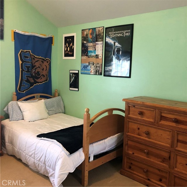 Another view of bedroom 2...