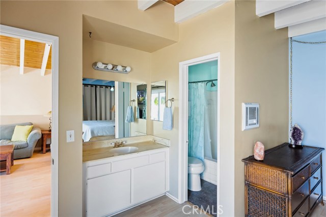 1916 Clark Lane, Redondo Beach, California 90278, 1 Bedroom Bedrooms, ,1 BathroomBathrooms,Residential,Sold,Clark,SB20129289