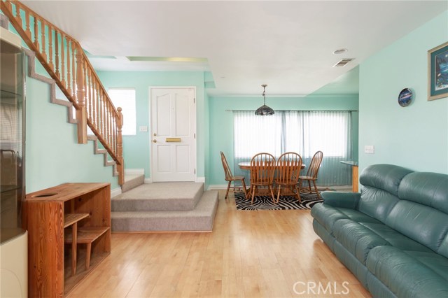 618 Paulina Avenue, Redondo Beach, California 90277, 3 Bedrooms Bedrooms, ,2 BathroomsBathrooms,Residential,Sold,Paulina,SB18071758