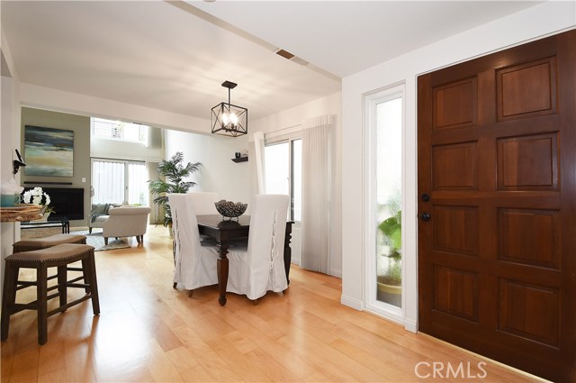 1738 Haynes Lane, Redondo Beach, California 90278, 3 Bedrooms Bedrooms, ,1 BathroomBathrooms,Residential,Sold,Haynes,SB19100682