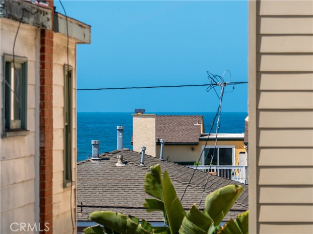 636 Manhattan Avenue, Hermosa Beach, California 90254, ,Residential Income,Sold,Manhattan,SB21080073