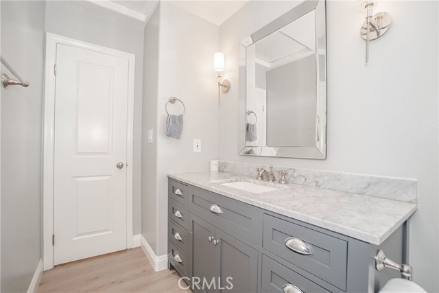 702 Juanita Avenue, Redondo Beach, California 90277, 4 Bedrooms Bedrooms, ,3 BathroomsBathrooms,Residential,Sold,Juanita,PW20121248
