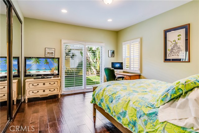 202 Irena Avenue, Redondo Beach, California 90277, 3 Bedrooms Bedrooms, ,3 BathroomsBathrooms,Residential,Sold,Irena,SB19148601