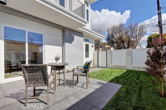 2022 Harriman Lane, Redondo Beach, California 90278, 5 Bedrooms Bedrooms, ,4 BathroomsBathrooms,Residential,Sold,Harriman,SB18297580