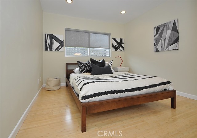 Secondary bedroom