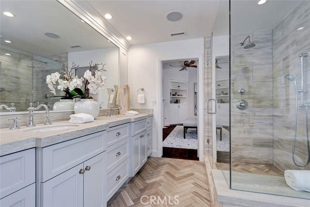 2905 Maple Avenue, Manhattan Beach, California 90266, 4 Bedrooms Bedrooms, ,3 BathroomsBathrooms,Residential,Sold,Maple,SB21079854