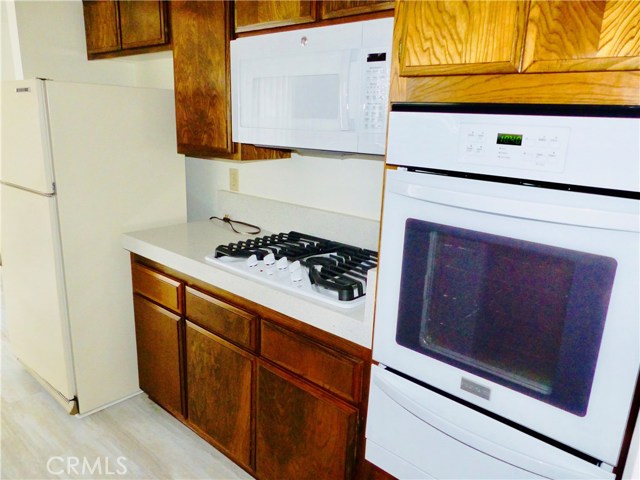 2703 Rockefeller Lane, Redondo Beach, California 90278, 2 Bedrooms Bedrooms, ,2 BathroomsBathrooms,Residential,Sold,Rockefeller,SB19140385