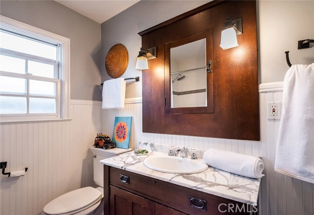 528 Marine Avenue, Manhattan Beach, California 90266, 3 Bedrooms Bedrooms, ,2 BathroomsBathrooms,Residential,Sold,Marine,SB19035532