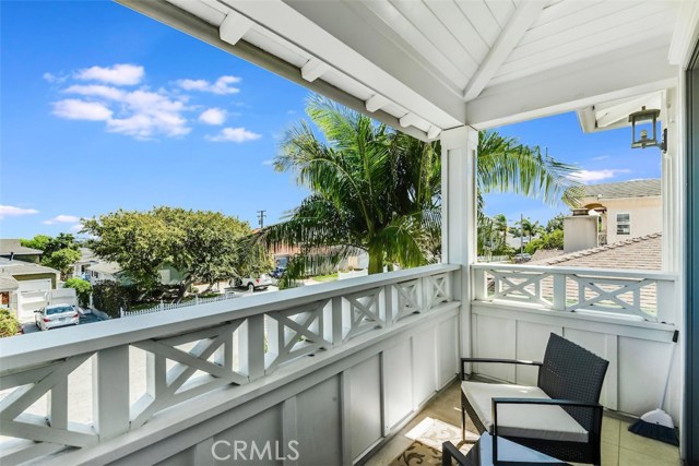 2113 Chestnut Avenue, Manhattan Beach, California 90266, 5 Bedrooms Bedrooms, ,5 BathroomsBathrooms,Residential,Sold,Chestnut,SB20195476