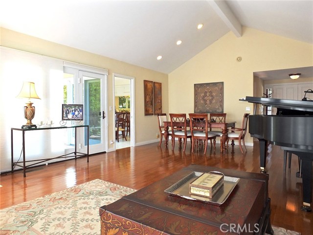 5649 Whitecliff Drive, Rancho Palos Verdes, California 90275, 4 Bedrooms Bedrooms, ,3 BathroomsBathrooms,Residential,Sold,Whitecliff,PV17219760