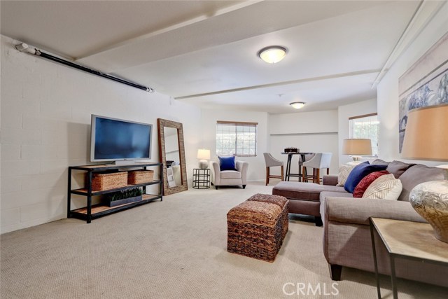 2205 Felton Lane, Redondo Beach, California 90278, 3 Bedrooms Bedrooms, ,2 BathroomsBathrooms,Residential,Sold,Felton,SB18109653