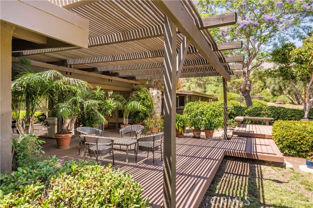 3 Thyme Place, Rancho Palos Verdes, California 90275, 4 Bedrooms Bedrooms, ,3 BathroomsBathrooms,Residential,Sold,Thyme,PV18179507