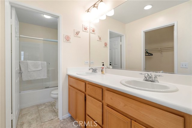 Detail Gallery Image 16 of 26 For 3387 Nimes Ln, Riverside,  CA 92503 - 4 Beds | 2/1 Baths