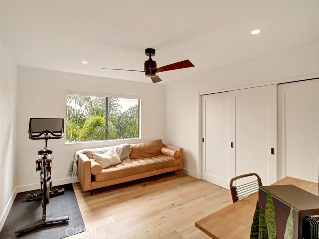1920 Voorhees Avenue, Redondo Beach, California 90278, 3 Bedrooms Bedrooms, ,3 BathroomsBathrooms,Residential,Sold,Voorhees,SB20104389