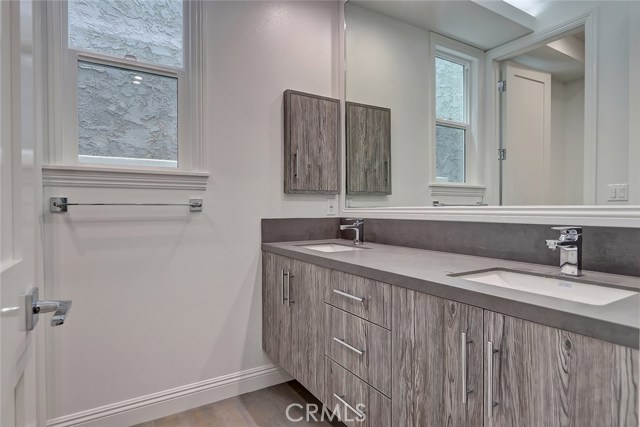 1724 Steinhart Avenue, Redondo Beach, California 90278, 4 Bedrooms Bedrooms, ,3 BathroomsBathrooms,Residential,Sold,Steinhart,SB18241536