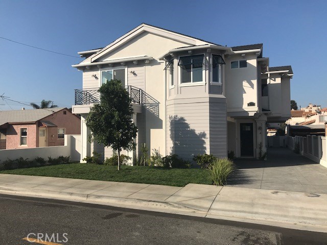 2119 Marshallfield Lane, Redondo Beach, California 90278, 4 Bedrooms Bedrooms, ,3 BathroomsBathrooms,Residential,Sold,Marshallfield,PV18268385