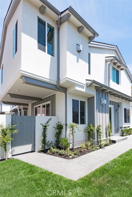 2104 Harriman Lane, Redondo Beach, California 90278, 4 Bedrooms Bedrooms, ,3 BathroomsBathrooms,Residential,Sold,Harriman,PV18101092