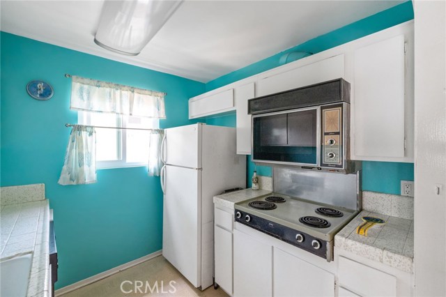 1916 Clark Lane, Redondo Beach, California 90278, 1 Bedroom Bedrooms, ,1 BathroomBathrooms,Residential,Sold,Clark,SB20129289