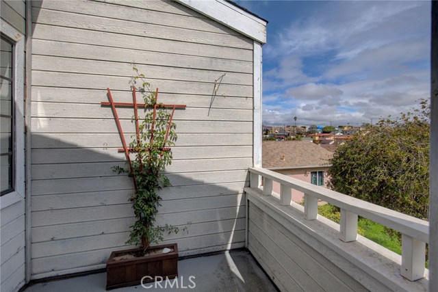 1924 Mathews Avenue, Redondo Beach, California 90278, 3 Bedrooms Bedrooms, ,2 BathroomsBathrooms,Residential,Sold,Mathews,SB19050062