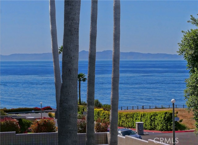 32724 Coastsite Drive, Rancho Palos Verdes, California 90275, 2 Bedrooms Bedrooms, ,1 BathroomBathrooms,Residential,Sold,Coastsite,PV21083571