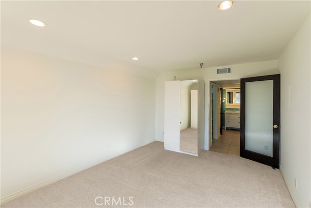 1 Bed Home for Sale in North Hollywood, California