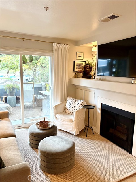 feature listing property photo