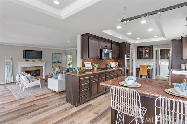 519 Juanita Avenue, Redondo Beach, California 90277, 5 Bedrooms Bedrooms, ,2 BathroomsBathrooms,Residential,Sold,Juanita,SB21138287