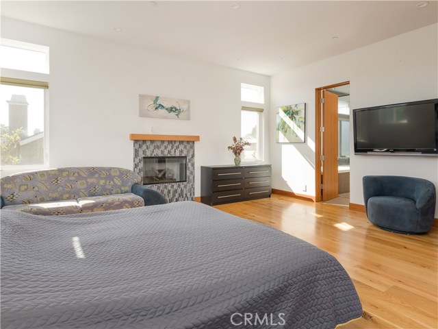 2108 Gates Avenue, Redondo Beach, California 90278, 4 Bedrooms Bedrooms, ,4 BathroomsBathrooms,Residential,Sold,Gates,SB20231175