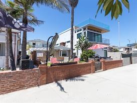 47 6th (aka 42 7th Court) Street, Hermosa Beach, California 90254, 5 Bedrooms Bedrooms, ,3 BathroomsBathrooms,Residential,Sold,6th (aka 42 7th Court),SB20218738