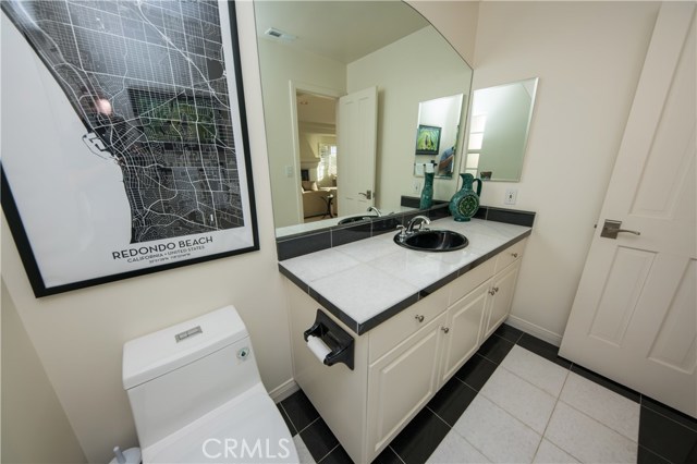 1021 Avenue D, Redondo Beach, California 90277, 4 Bedrooms Bedrooms, ,2 BathroomsBathrooms,Residential,Sold,Avenue D,SB21005310