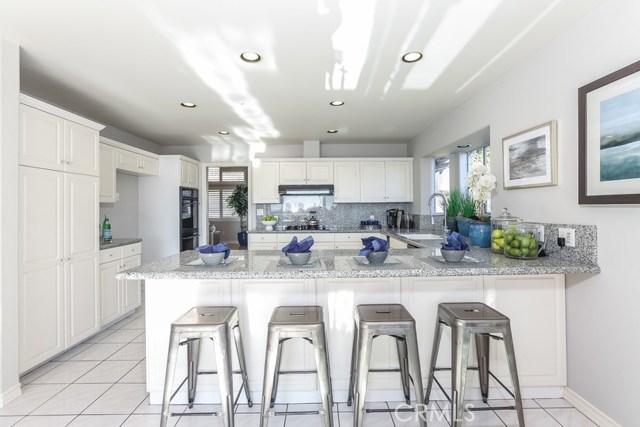 707 Juanita Avenue, Redondo Beach, California 90277, 4 Bedrooms Bedrooms, ,4 BathroomsBathrooms,Residential,Sold,Juanita,SB18032278