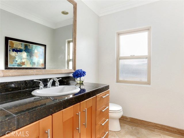 512 Juanita Avenue, Redondo Beach, California 90277, 3 Bedrooms Bedrooms, ,3 BathroomsBathrooms,Residential,Sold,Juanita,SB17222530