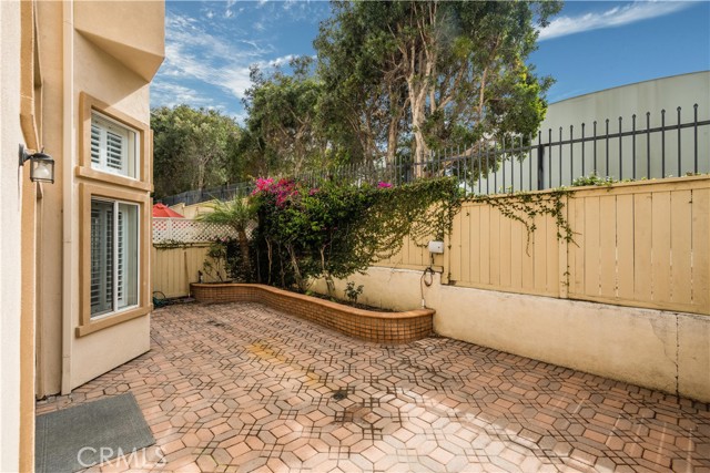 511 Maria Avenue, Redondo Beach, California 90277, 3 Bedrooms Bedrooms, ,2 BathroomsBathrooms,Residential,Sold,Maria,SB21161017