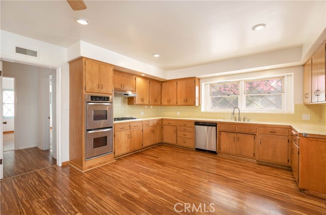 2641 Via Carrillo, Palos Verdes Estates, California 90274, 4 Bedrooms Bedrooms, ,2 BathroomsBathrooms,Residential,Sold,Via Carrillo,SB18268121