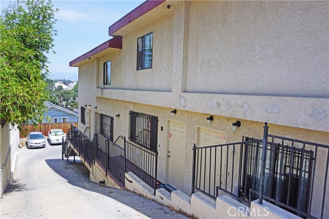  Income Home for Sale in Los Angeles, California