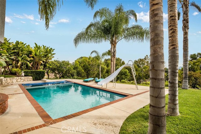 4600 Rollando Drive, Rolling Hills Estates, California 90274, 5 Bedrooms Bedrooms, ,4 BathroomsBathrooms,Residential,Sold,Rollando,PV19270515