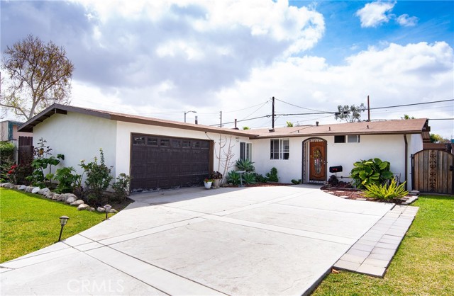 Detail Gallery Image 1 of 1 For 13150 Racimo Dr, Whittier,  CA 90605 - 4 Beds | 2 Baths